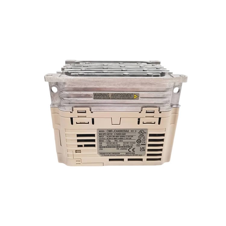 YASKAWA 三相变频器 CIMR‑JC4A0002BAA